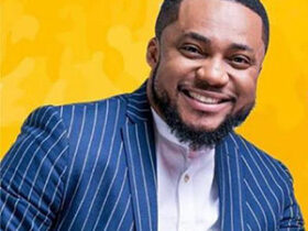 Gospel singer Tim Godfrey takes off dreadlocks