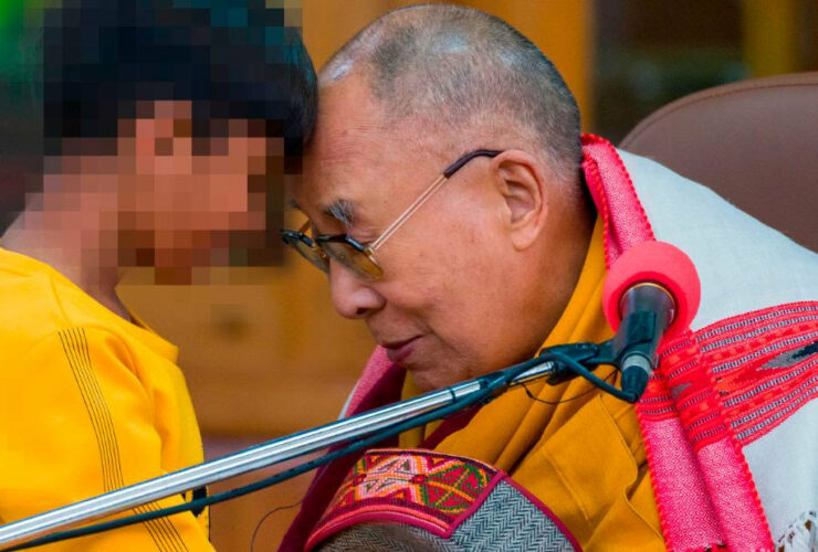 Dalai Lama apologizes after asking child to 'suck my tongue'